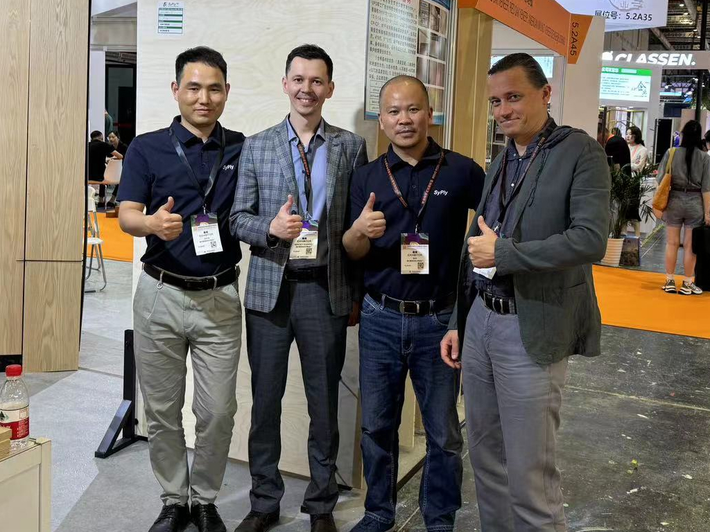Фанера SyPly на выставке Domotex Asia/Chinafloor 2024 в Китае.